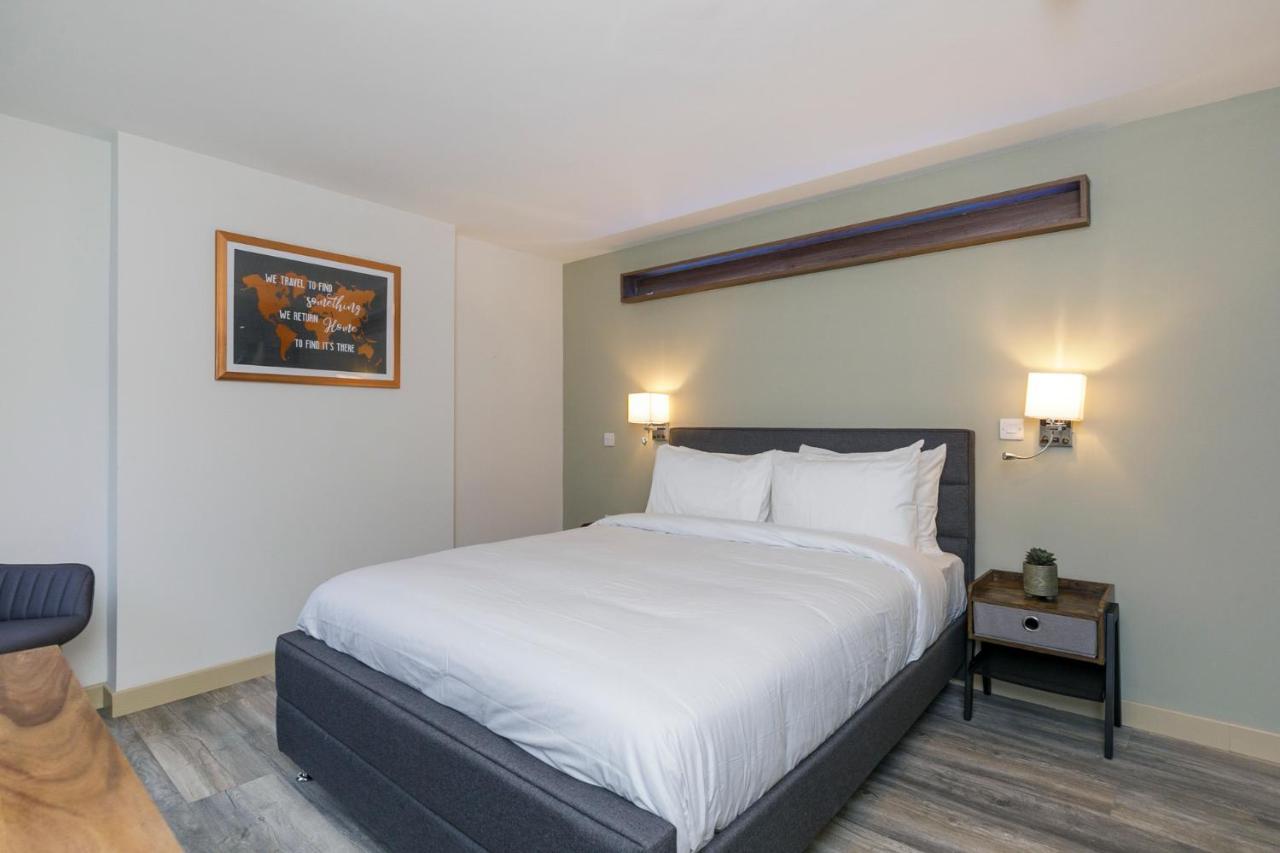 Number 11 By The Warren Collection Hotel Белфаст Екстериор снимка
